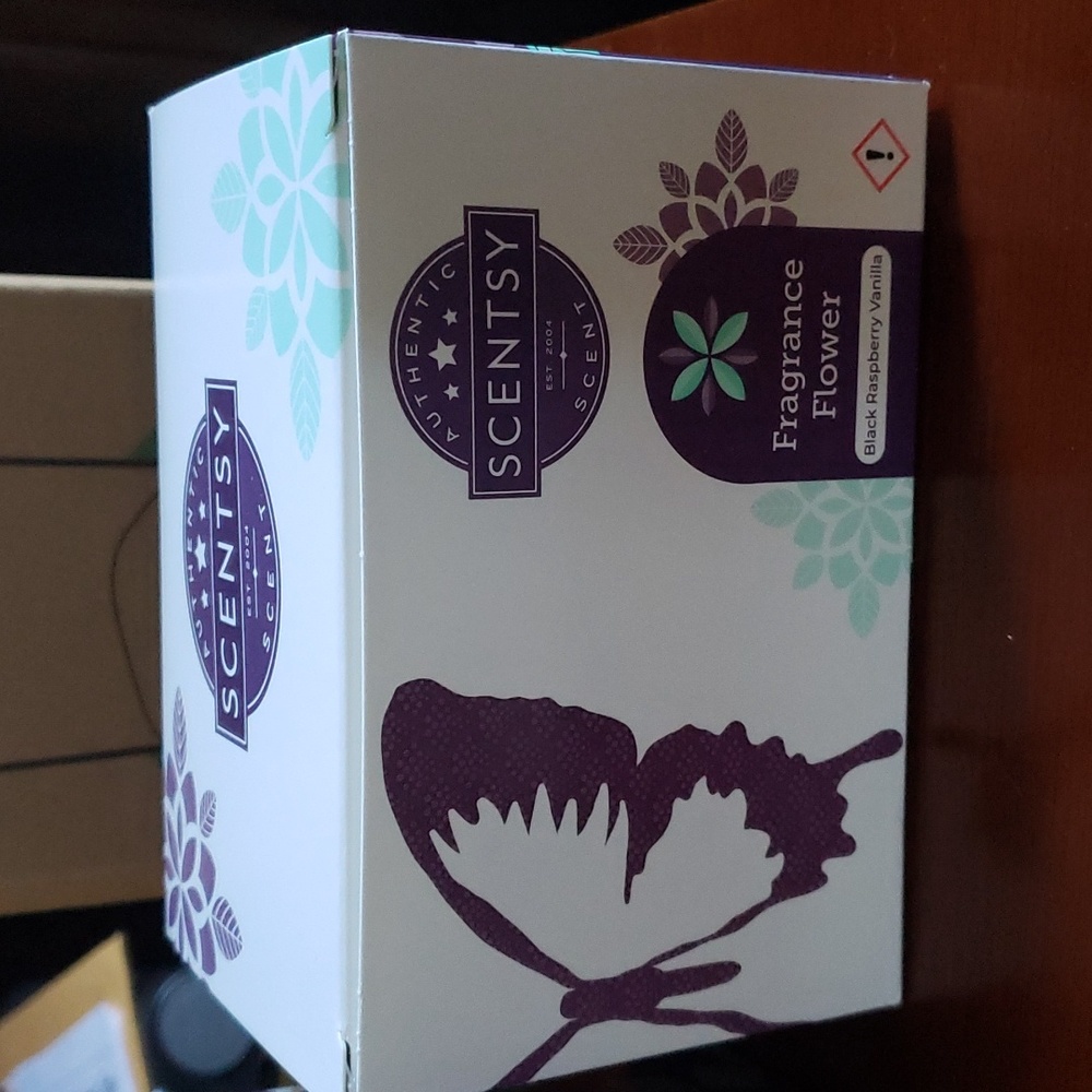 Scentsy Fragrance Flower